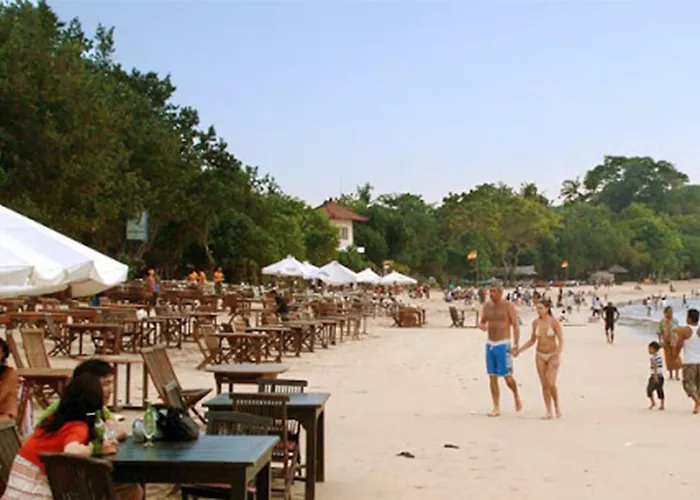 Kubu Turah Hotel *